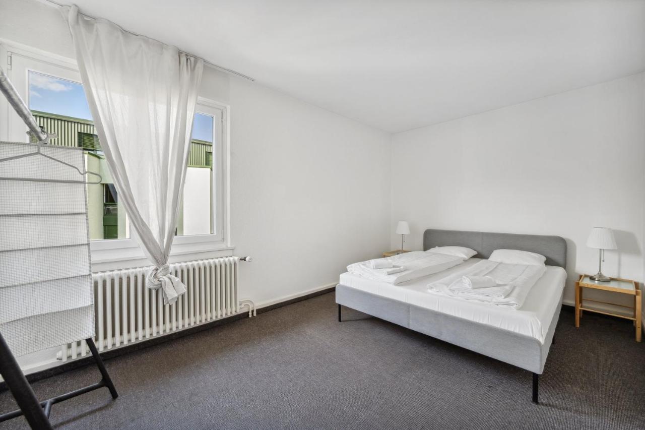 Comfortable Stay In Oerlikon 20 Minutes Away From Zurich Airport Exterior photo