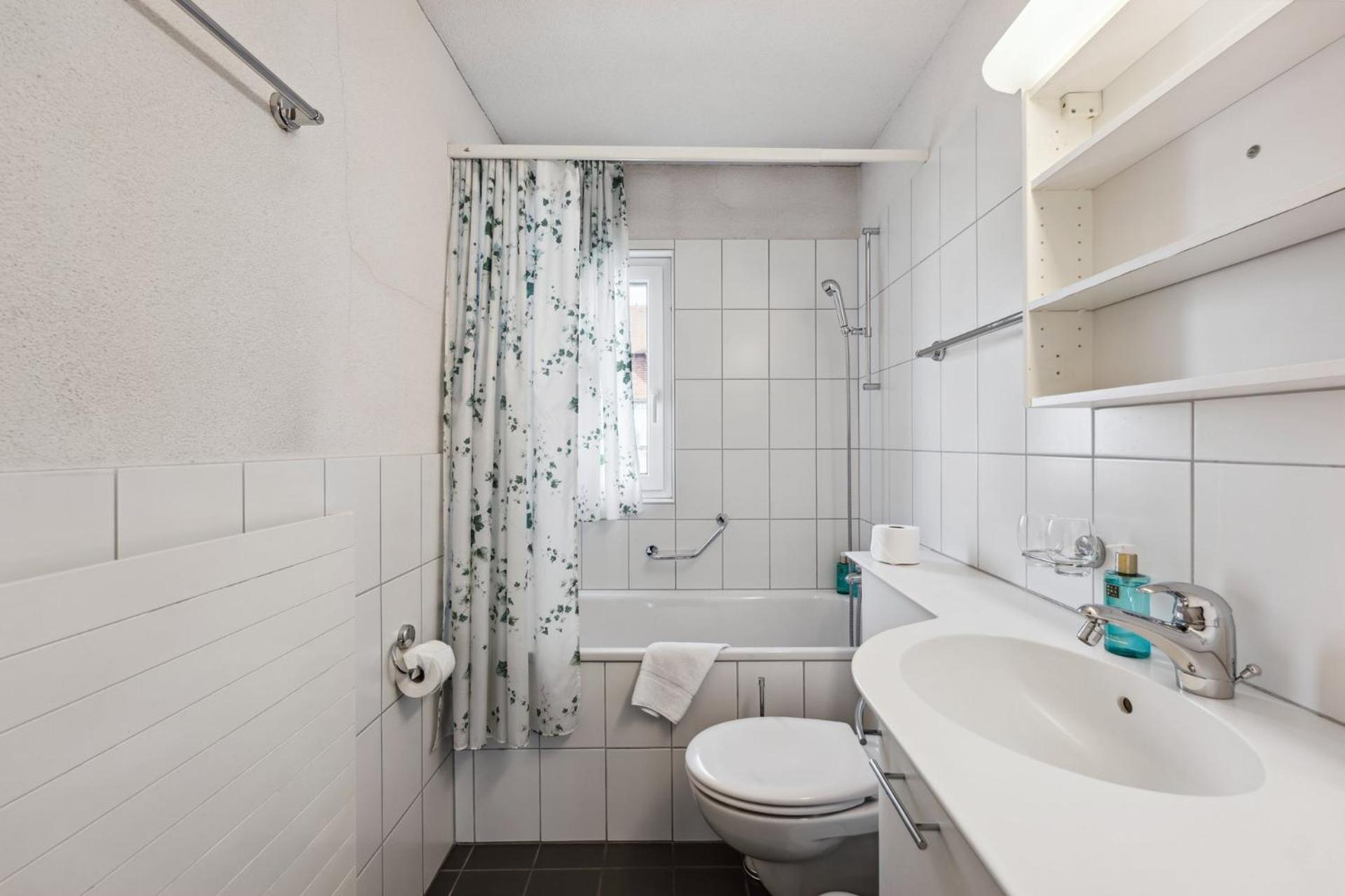 Comfortable Stay In Oerlikon 20 Minutes Away From Zurich Airport Exterior photo