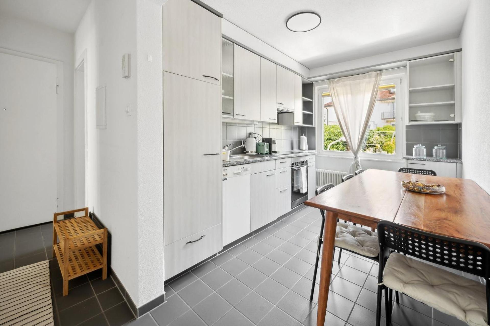 Comfortable Stay In Oerlikon 20 Minutes Away From Zurich Airport Exterior photo