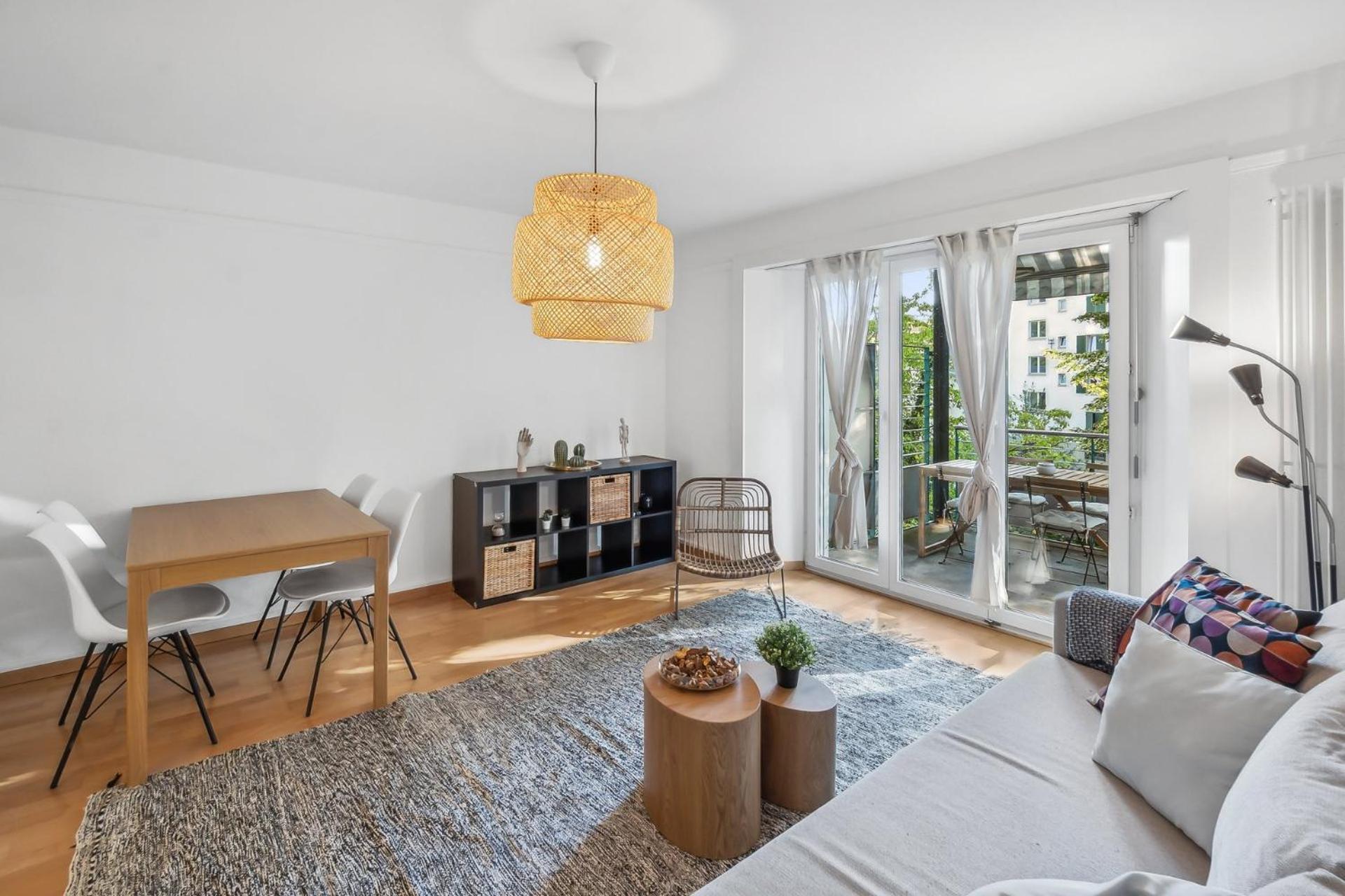 Comfortable Stay In Oerlikon 20 Minutes Away From Zurich Airport Exterior photo